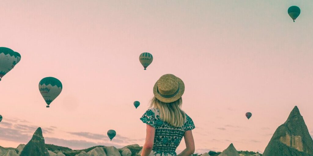 How To Save Money To Travel: 10 Tips For Saving Money For Vacation