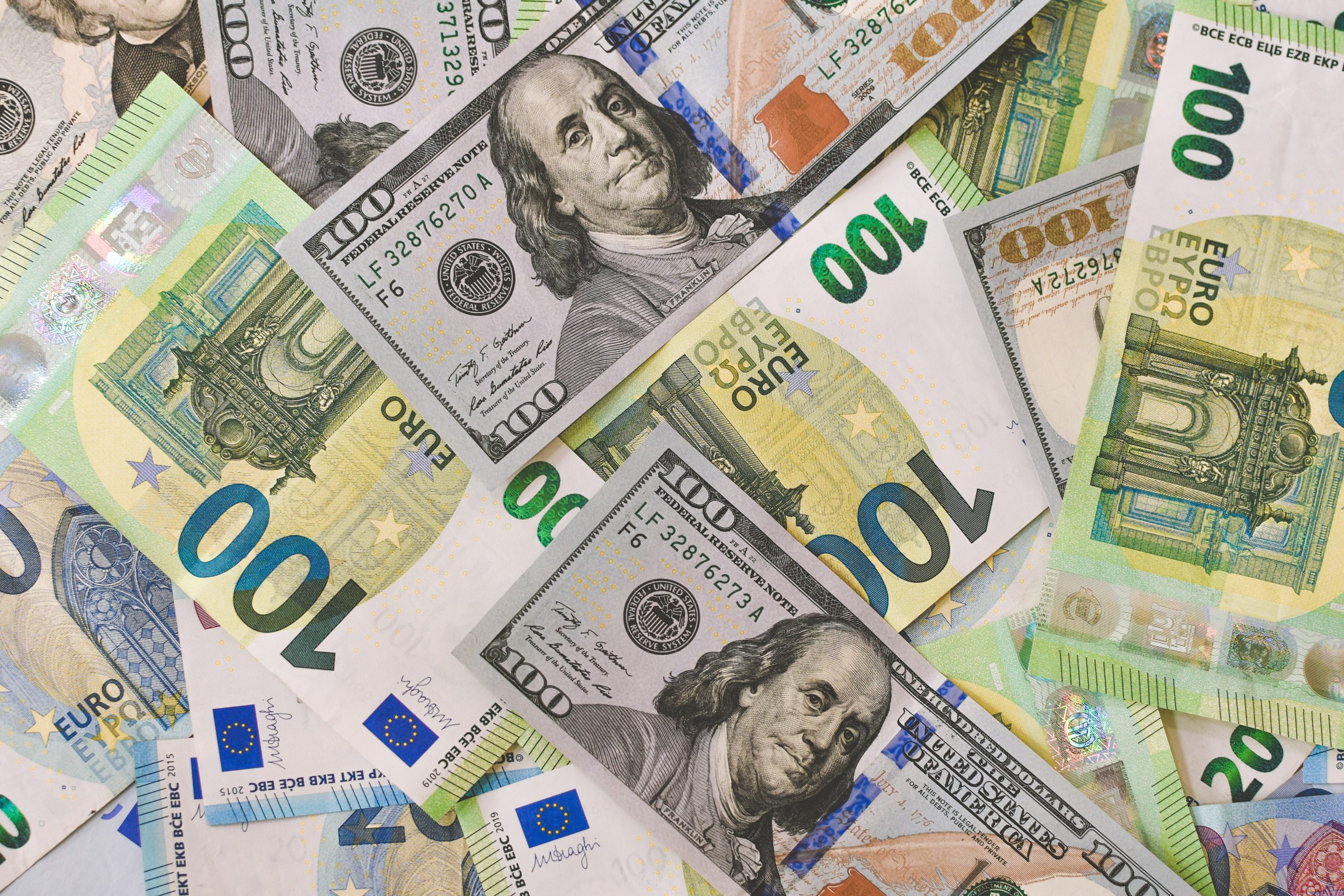 How to Invest in Bonds: The Ultimate Guide for Beginners