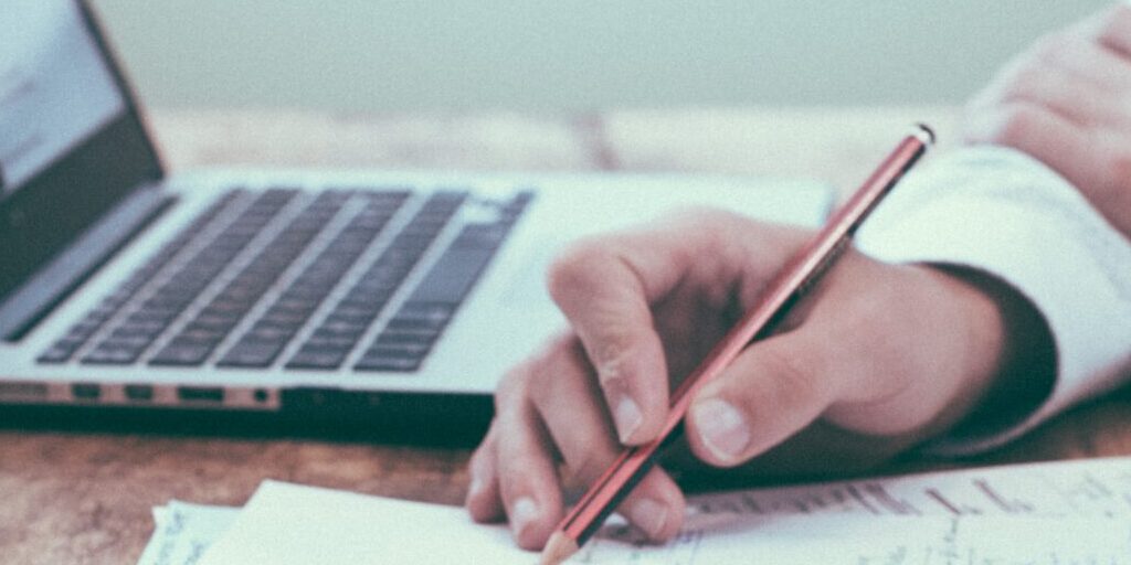 10 Easy Ways to Simplify Your Finances: Say Goodbye to Money Stress