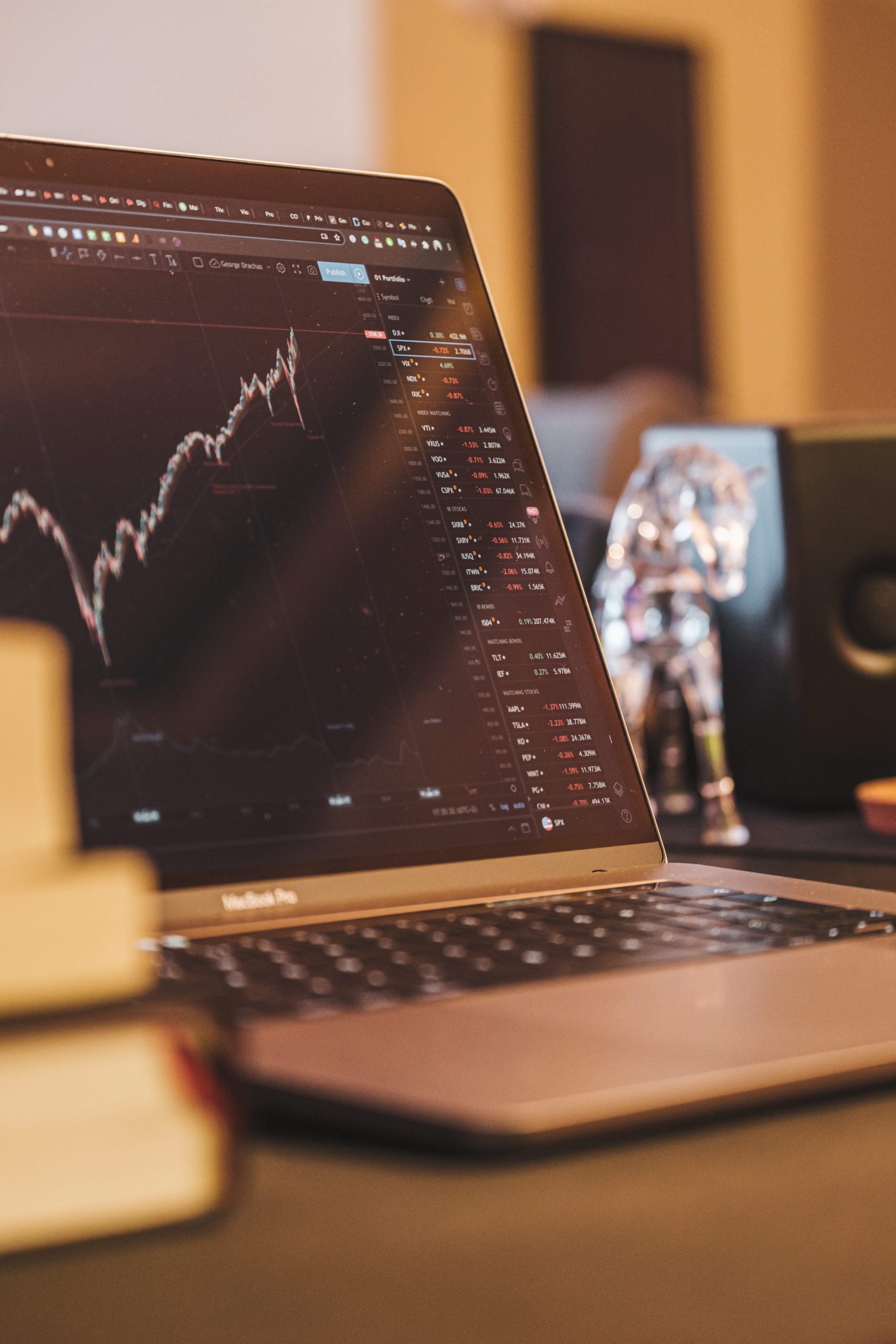 6 Reasons Why Most People Lose Money in the Stock Market